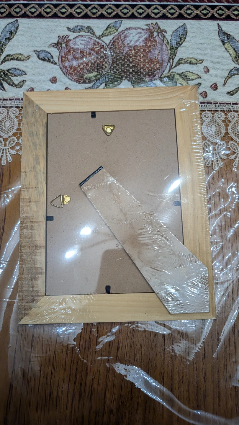 🏆 Wooden Picture Frame - photo 2