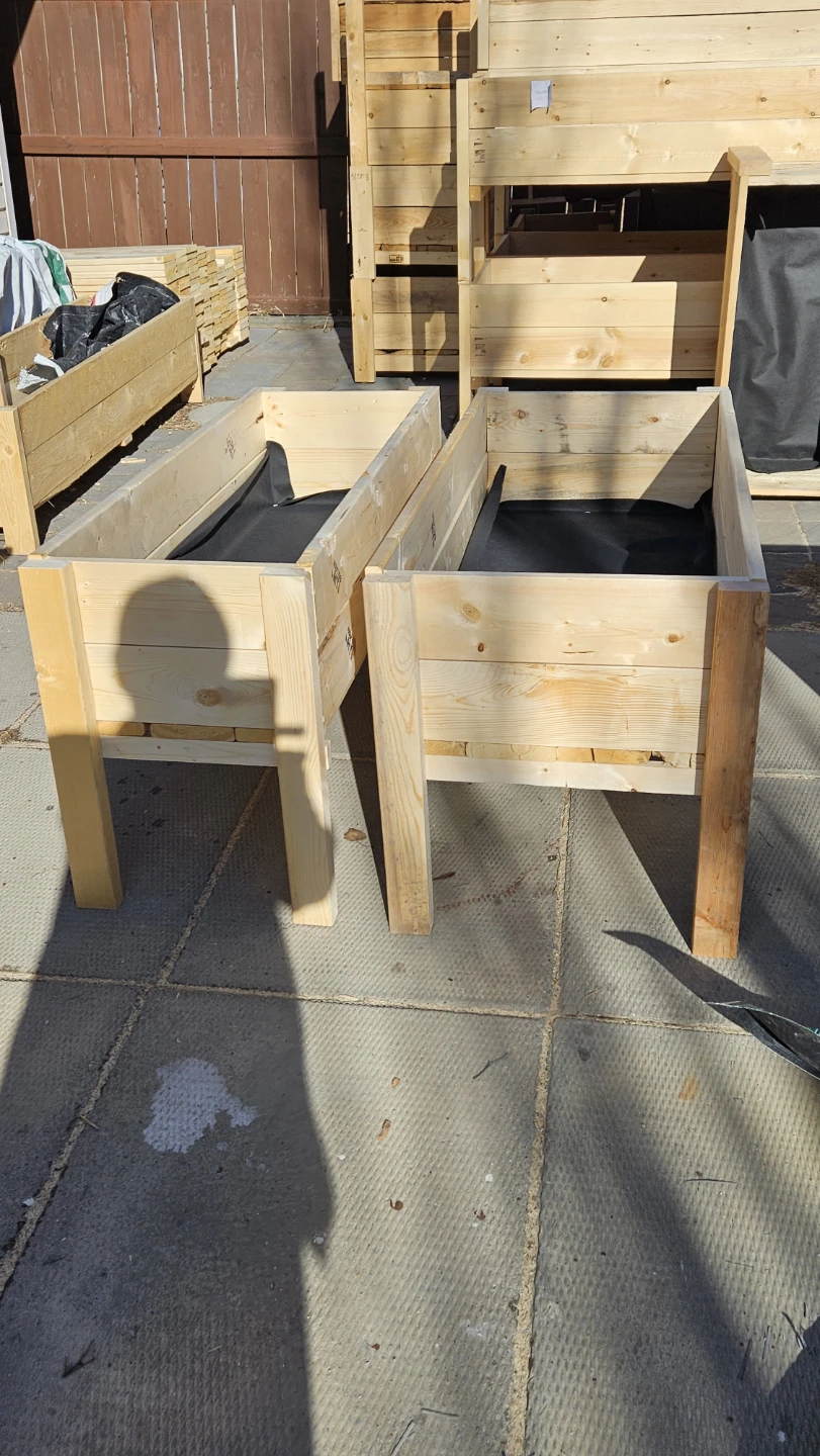 Hand Craft Raised Planter Boxes available in different sizes - photo 3