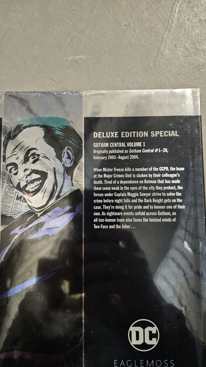 New Batman Gotham Central Volume 1 Book Graphic Novel Collection - photo 2