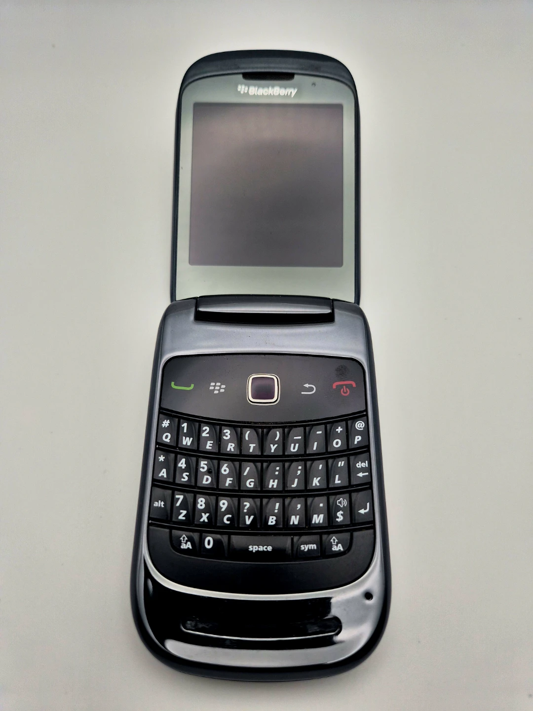 🏆 Rare Collectible BlackBerry Flip Phone