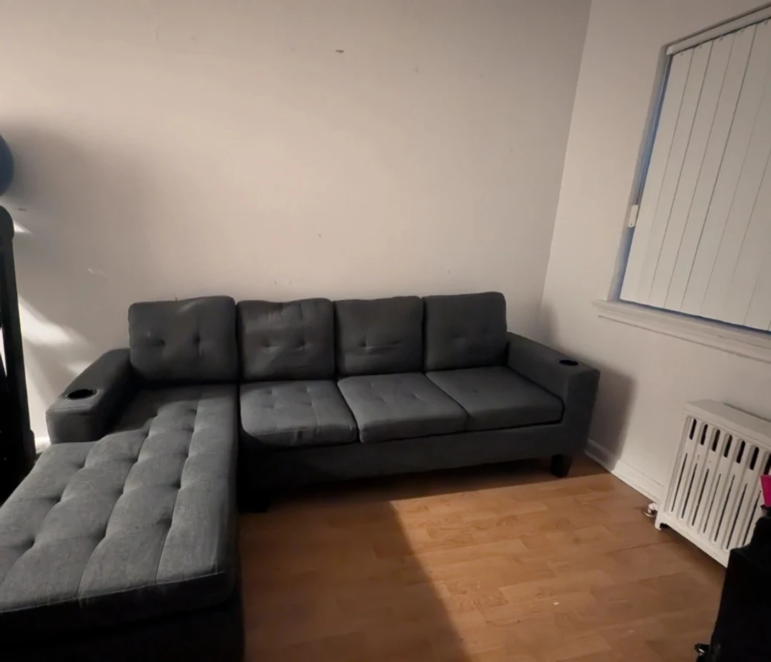 Queensons Grey Sectional Sofa with Chaise - photo 2