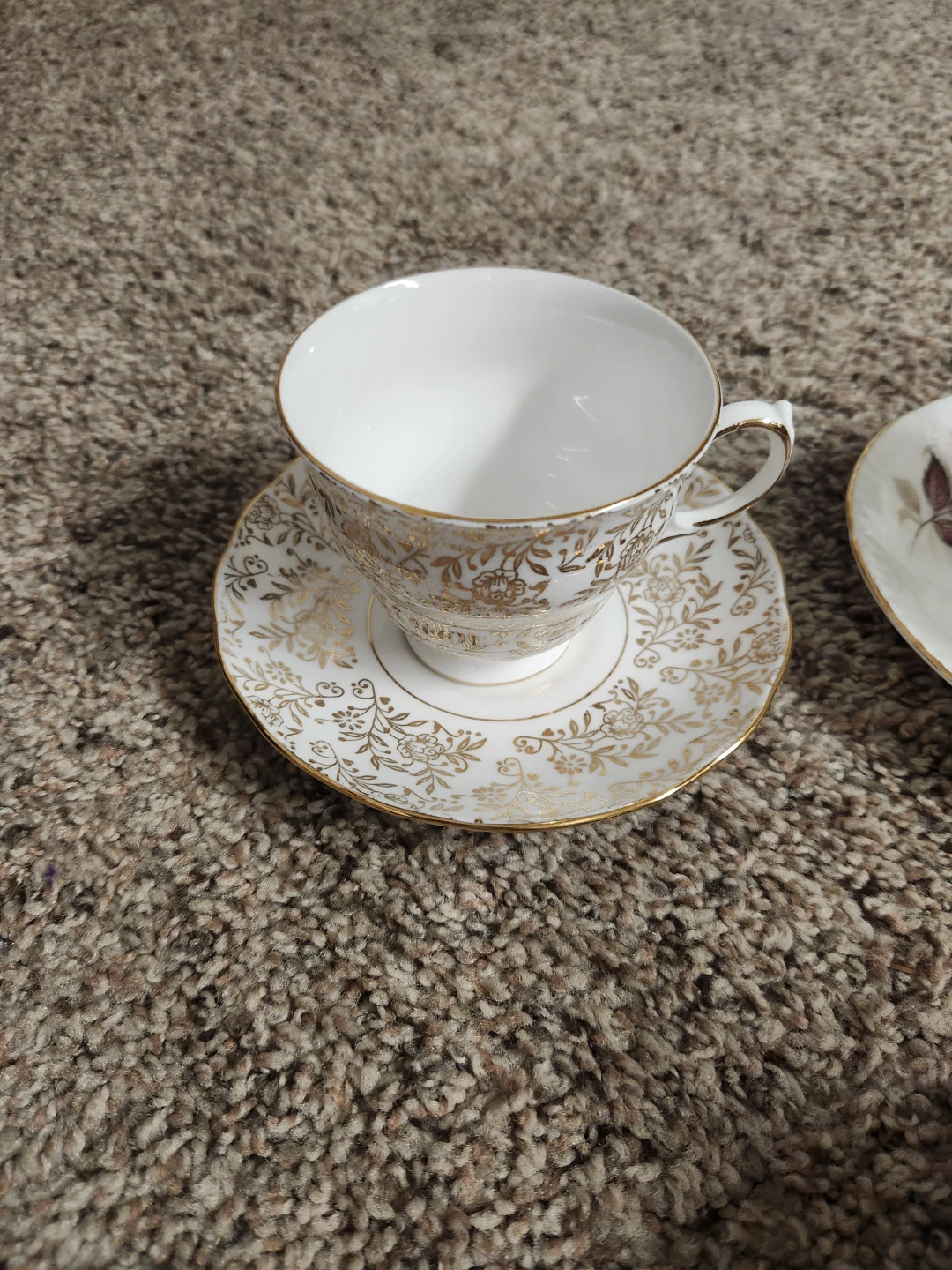 Queen Anne & Royal Standard Bone China Teacups and Saucers - photo 2