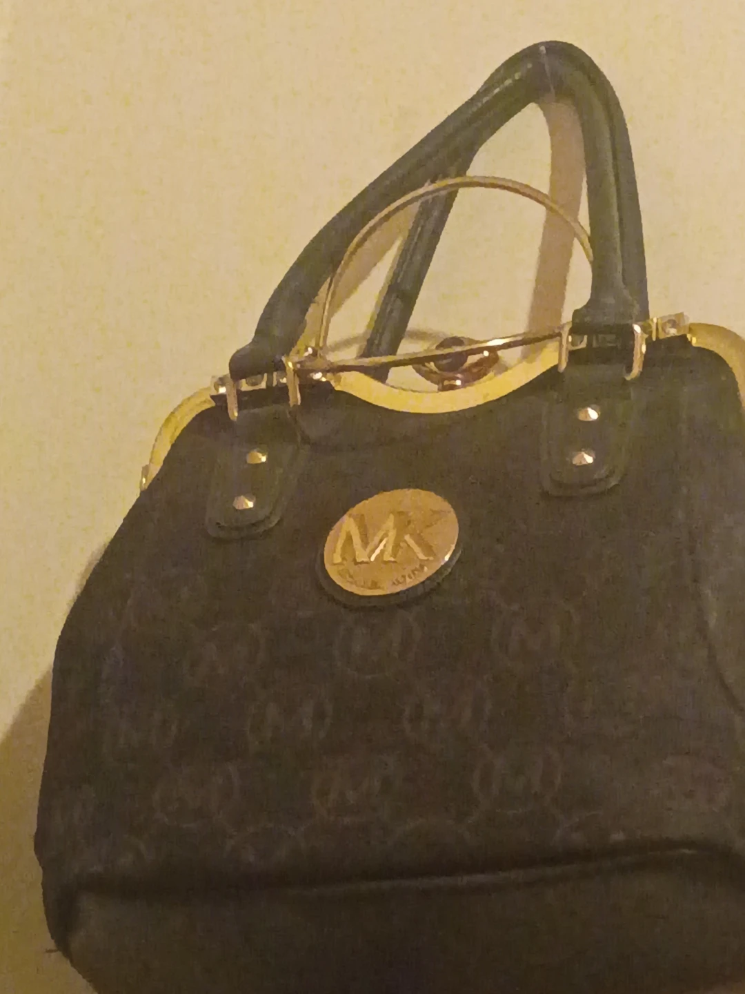 Michael Kors MK Signature Satchel Handbag🥕