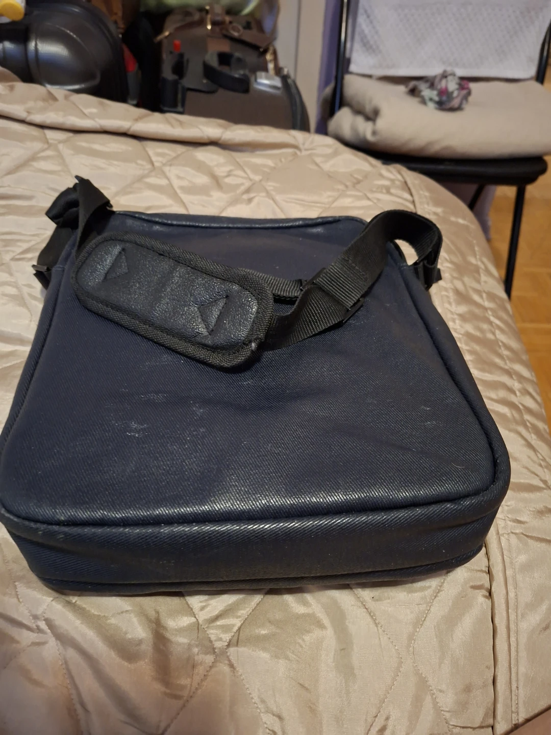 Kenneth Cole Reaction Navy Crossbody Bag
