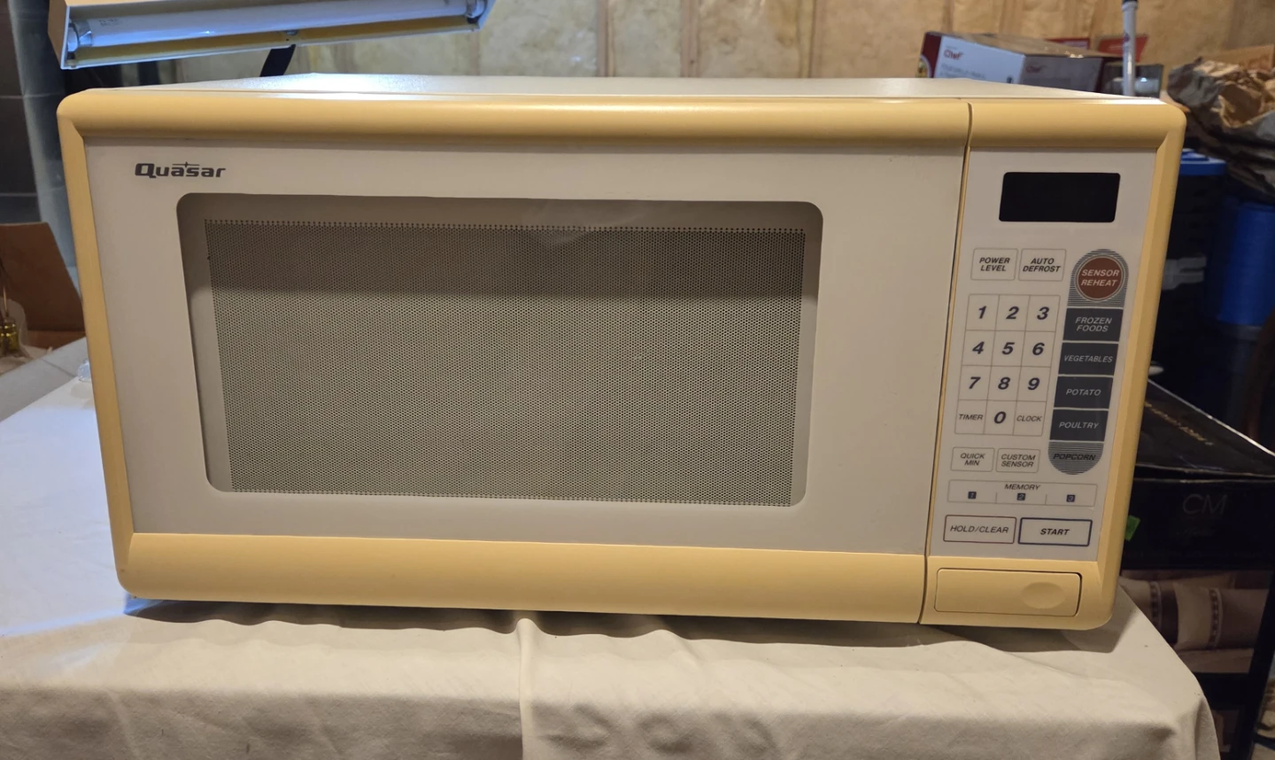 Quasar Microwave Oven