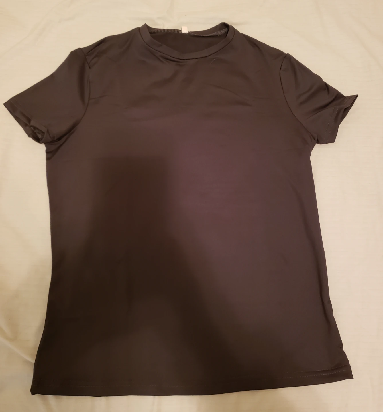 Dark Grey T-Shirt.new small size - photo 2