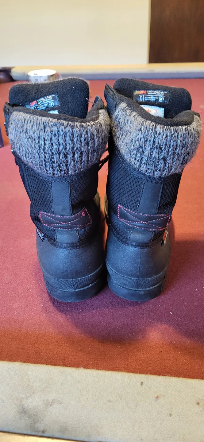 Canadians Women's Snow Boots Size 7 - photo 3
