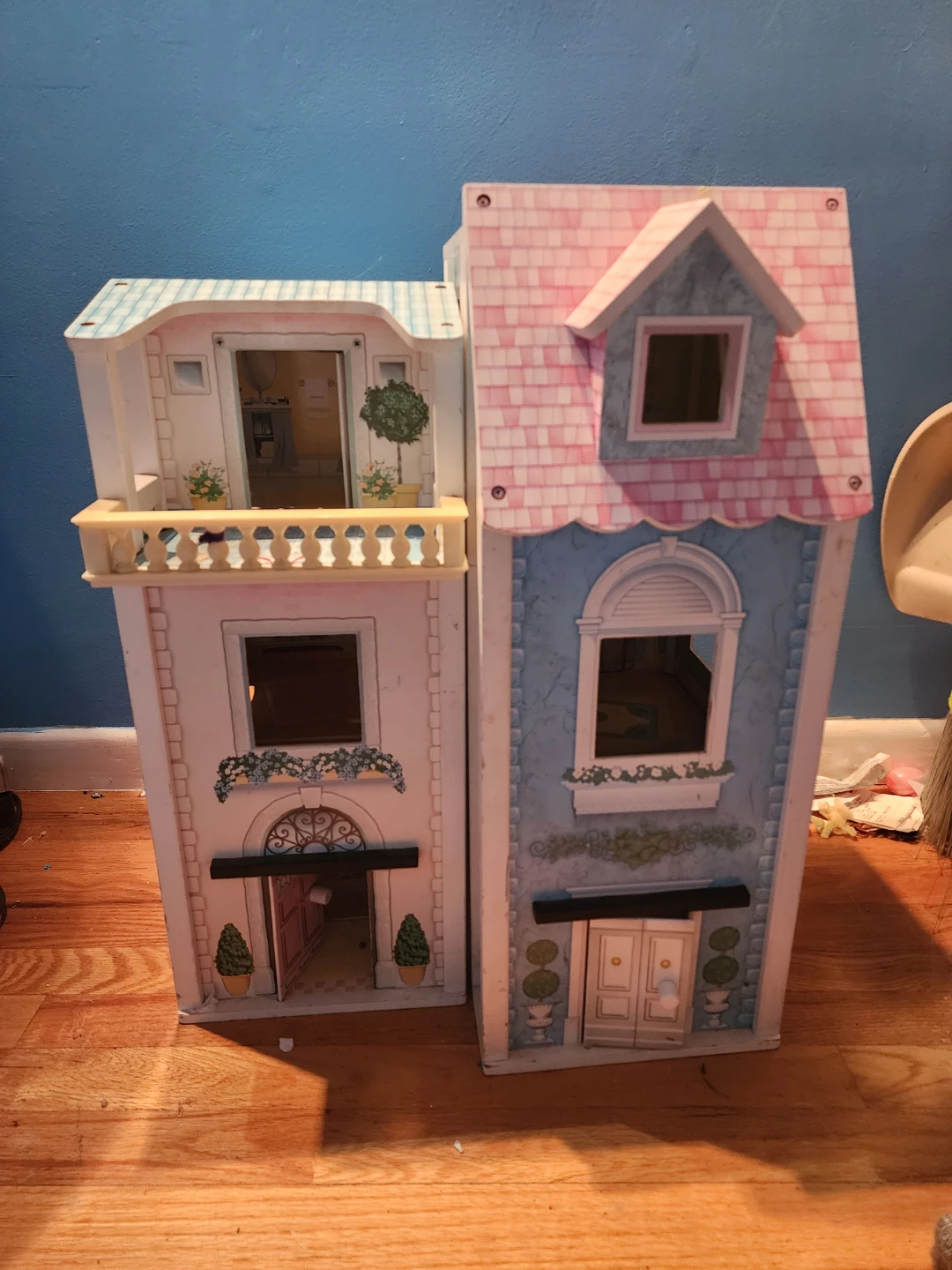 Wooden Dollhouse with Multiple Rooms - photo 3