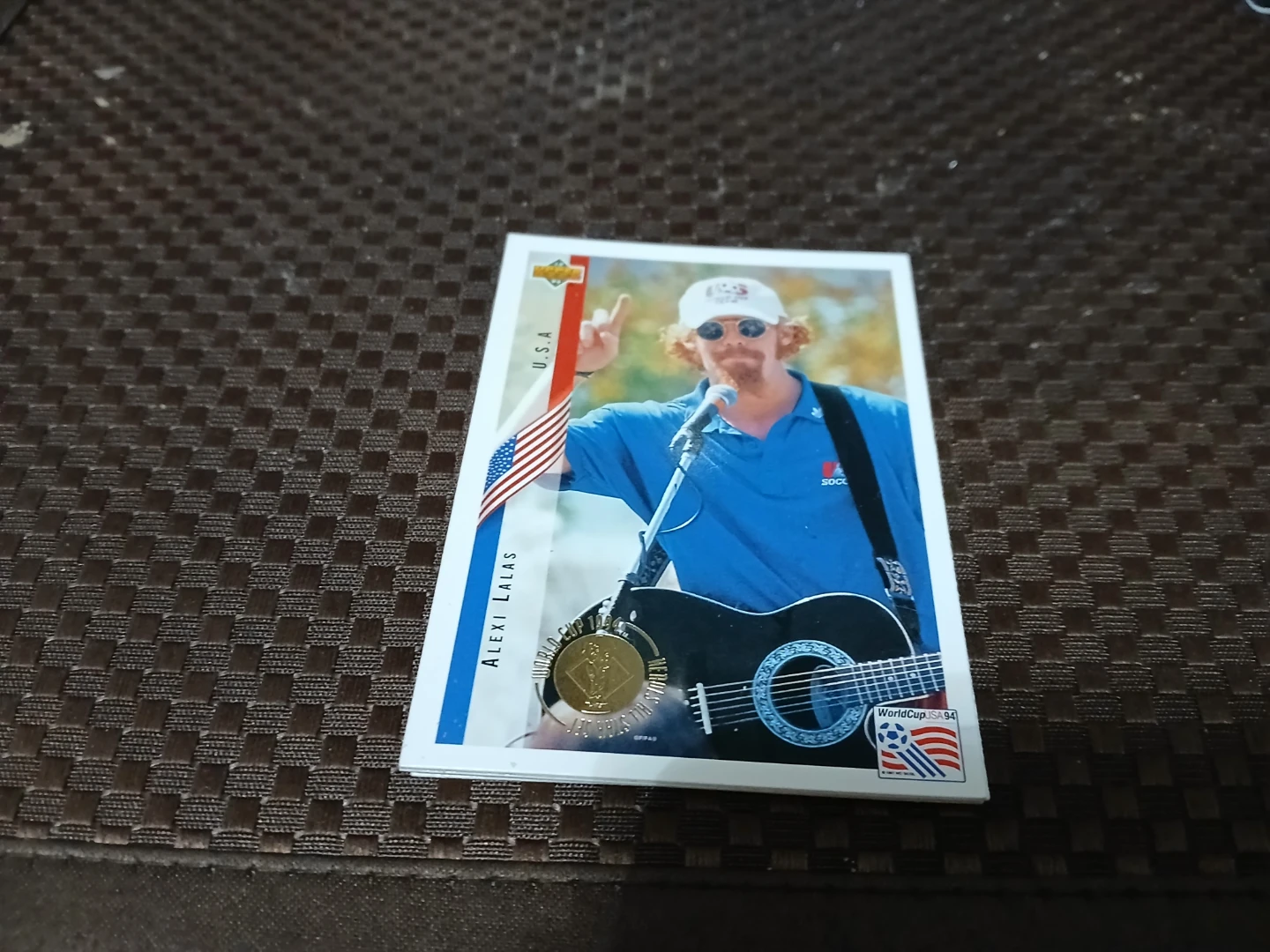 1994 Upper Deck Alexi Lalas Soccer Card - photo 3