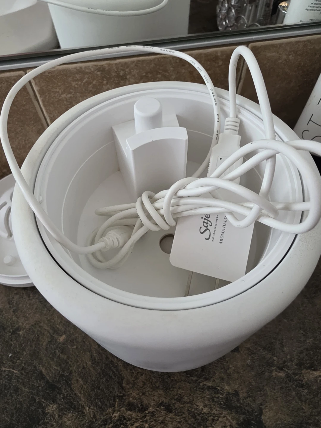 Saje Aroma Halo Ultrasonic Diffuser - photo 3