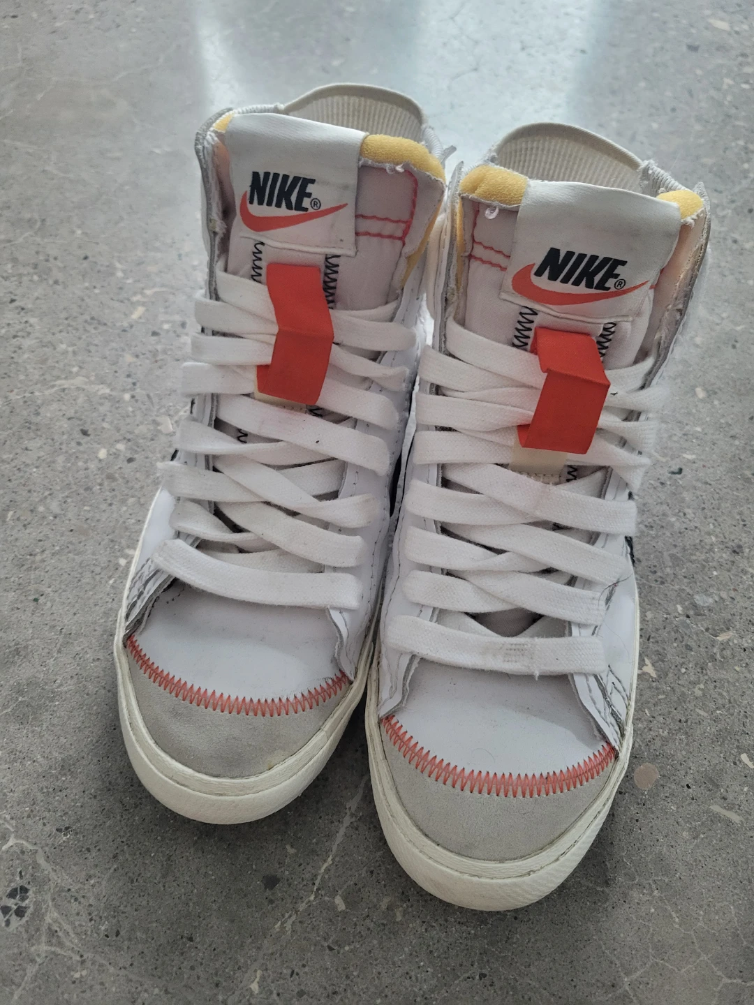 Nike Blazer Mid '77 Vintage High Top Sneakers