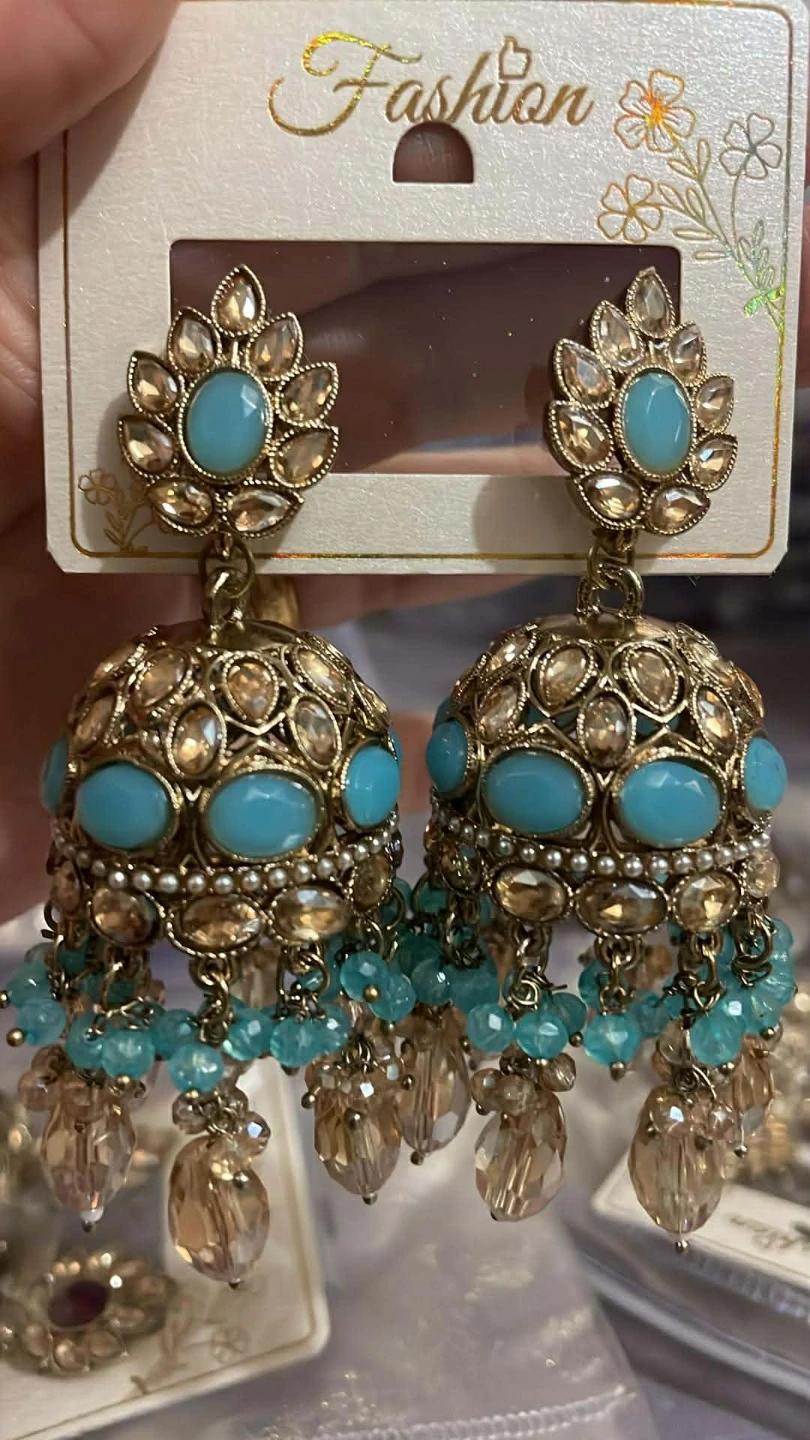 Beautiful Jhumka Earrings - photo 2