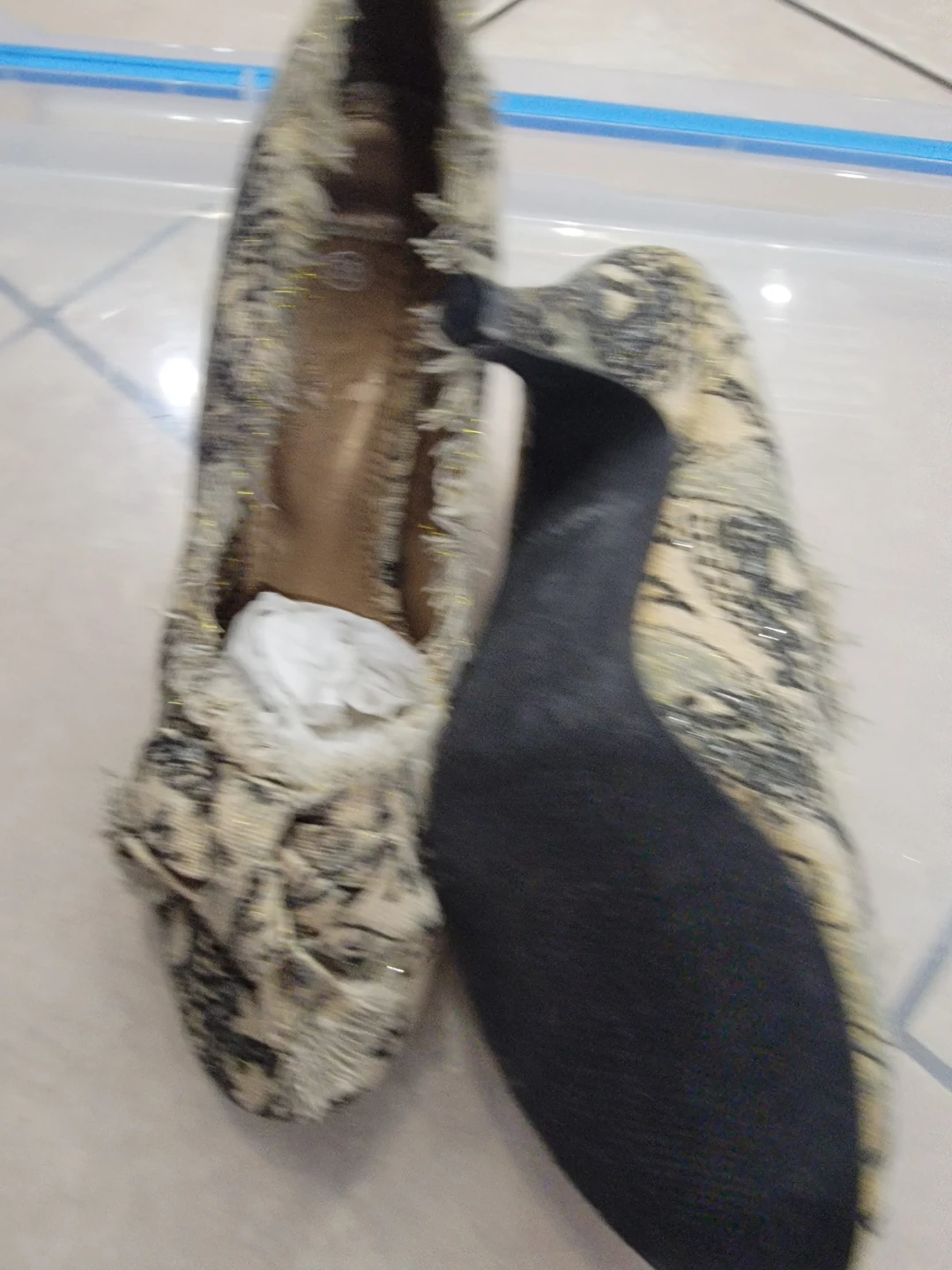 Women's Flats Size 38 - photo 2