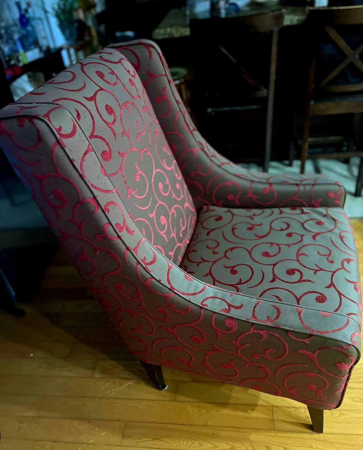 Accent Chair - Brown & Red Swirl Pattern - photo 4