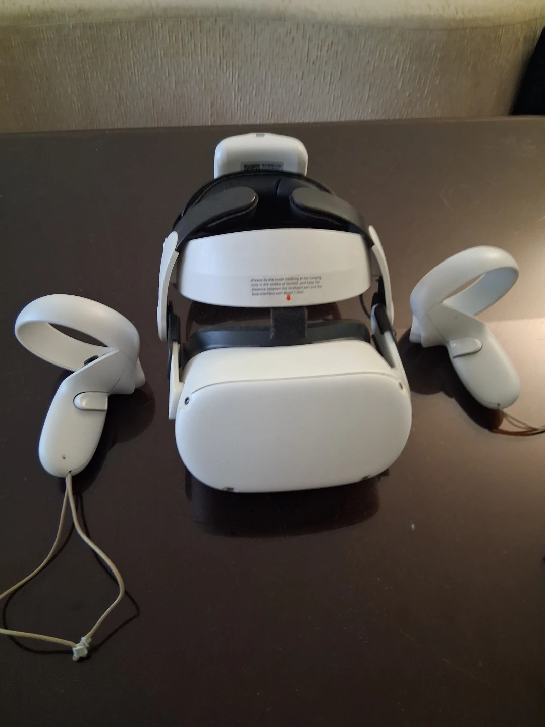 Meta Quest 2 VR Headset with BOBOVR Battery Pack