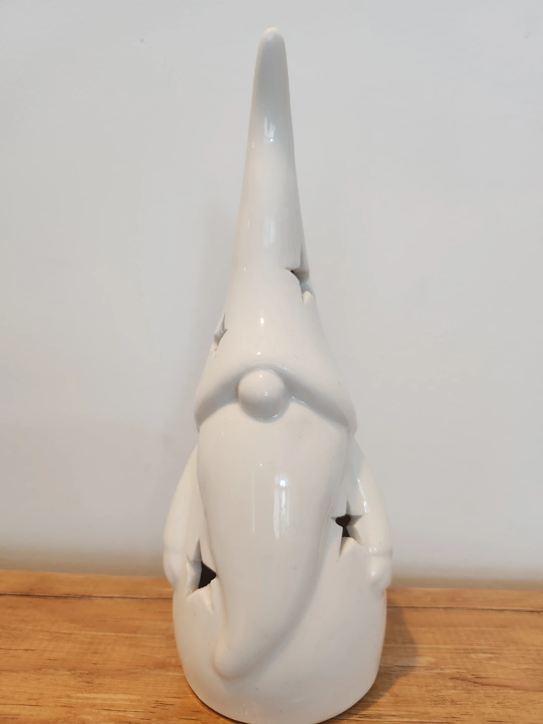 White Ceramic Gnome Lantern 🏆 - photo 3