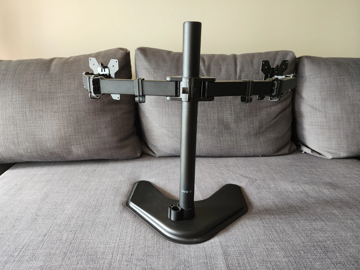 VIVO Dual Monitor Desk Stand - photo 2