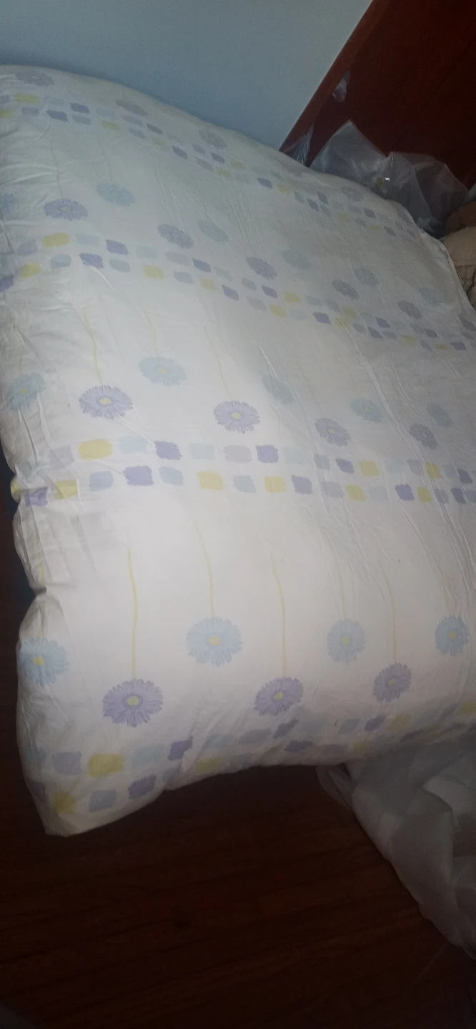 Goose feather thick duvet.