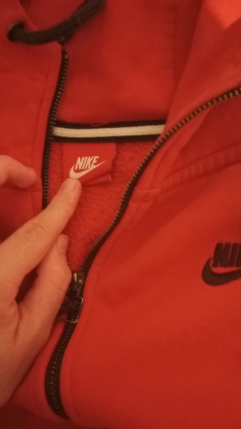 Authentic red Nike hoodie - photo 2