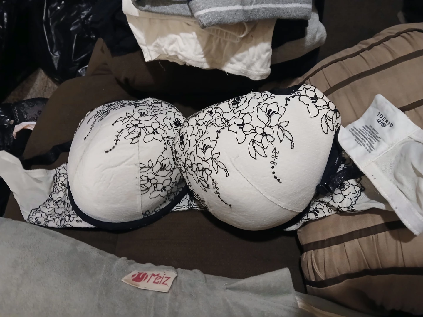 Torrid Women's Bra 42DDD White Floral Lace