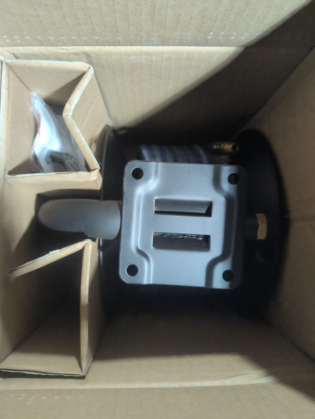 Campbell Hausfeld 50 ft. Hose Reel - photo 3