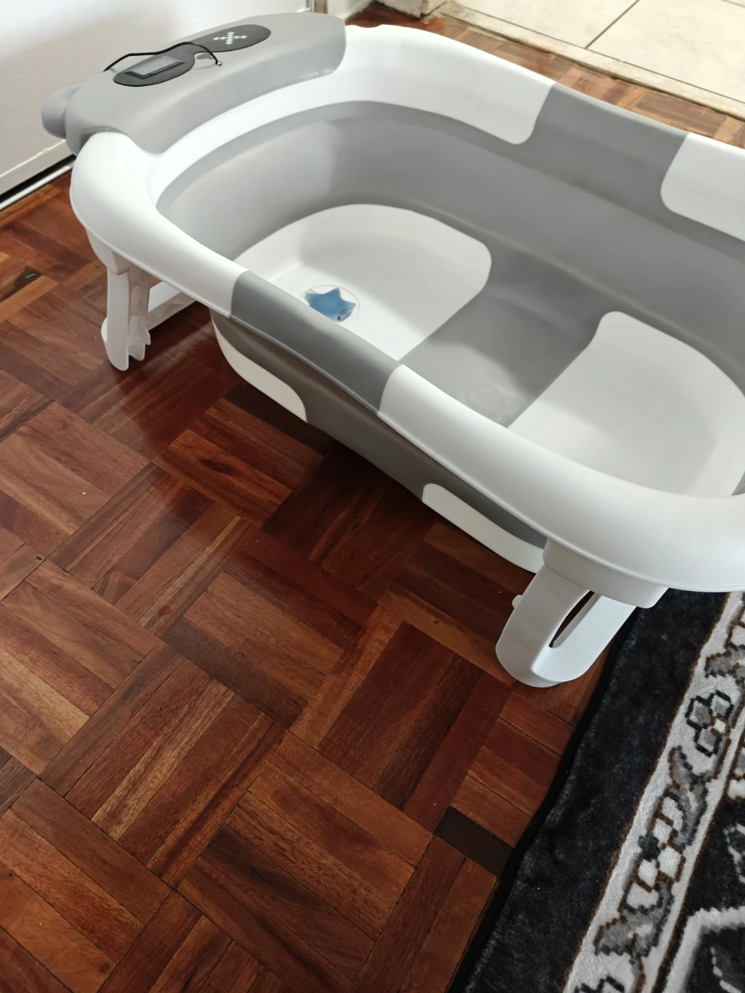 Collapsible Baby Bathtub
