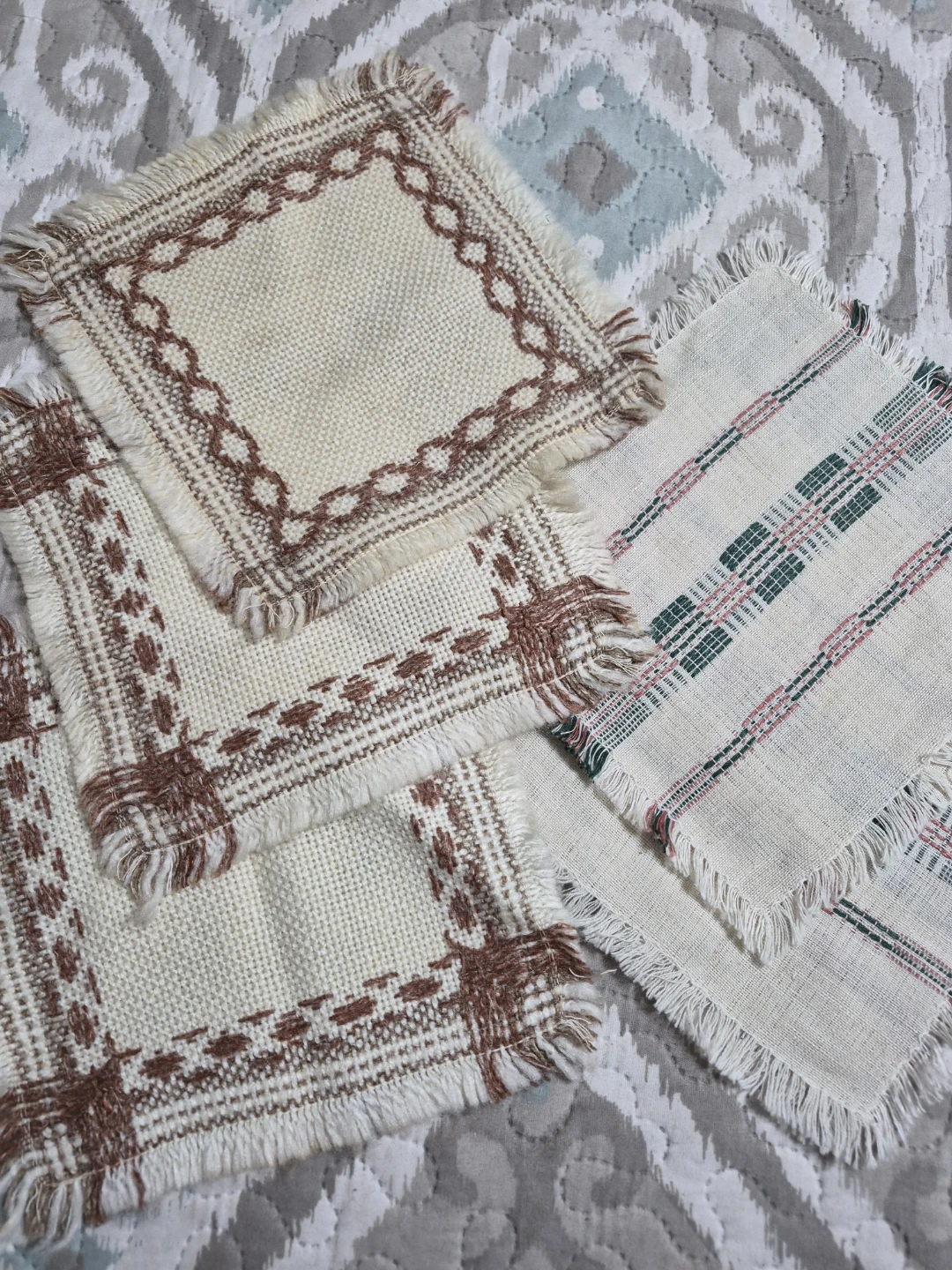 Mix Misc Lot of 16 Ole Vintage  Wooven Table Doilies Decor... - photo 3