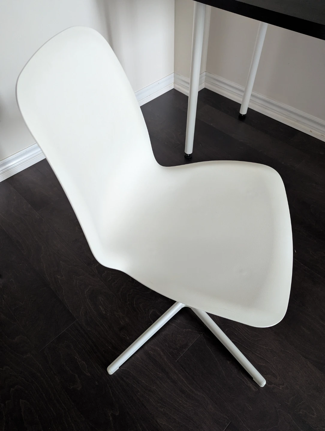 White Swivel Chair