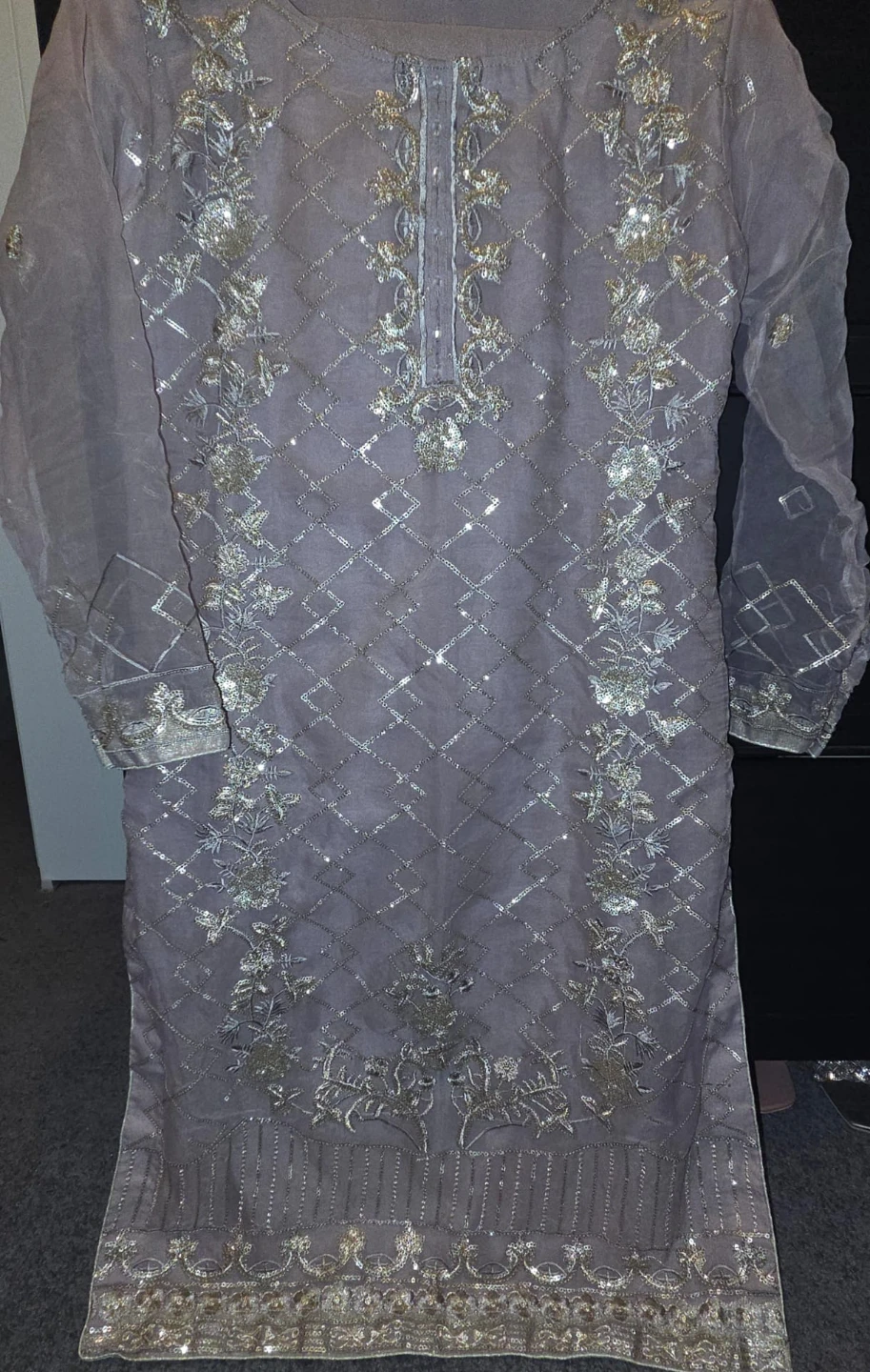 Embellished Kameez and Dupatta Set - photo 3