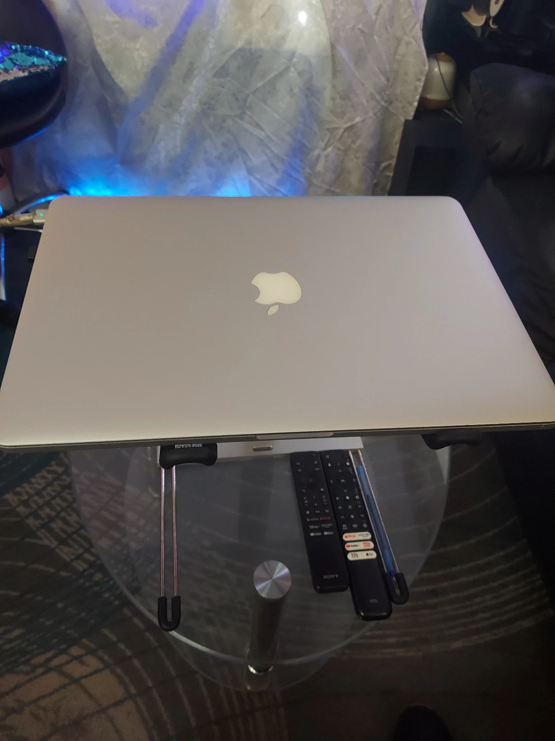 Apple MacBook Pro 15 - photo 2