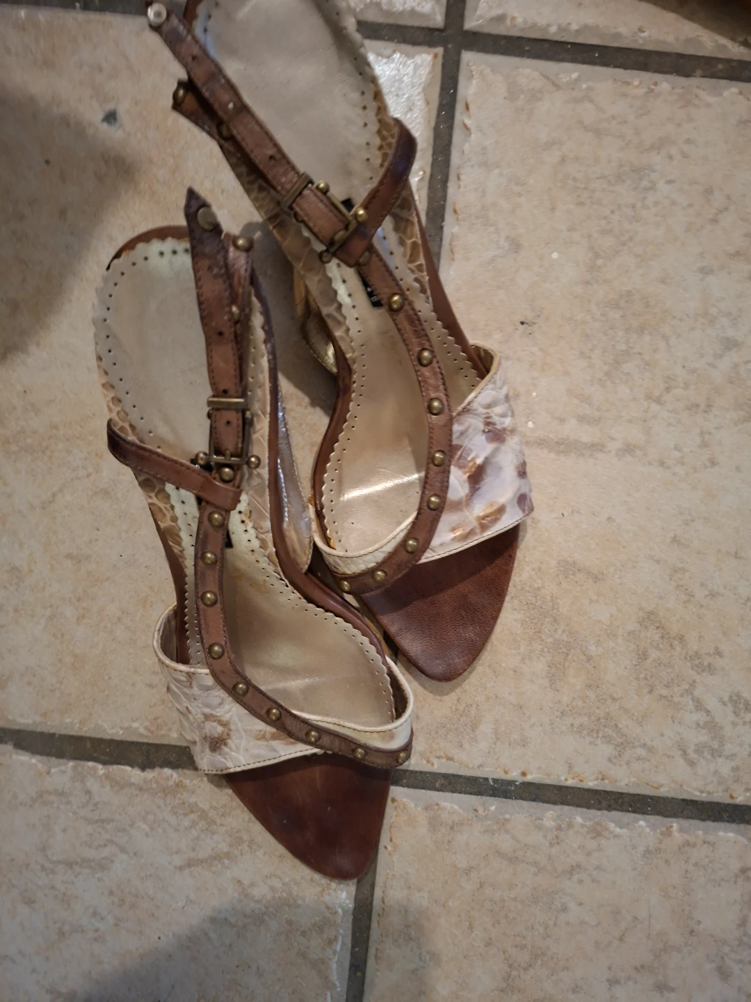 🥕 Brown Leather Wedge Heels with Studs🥕