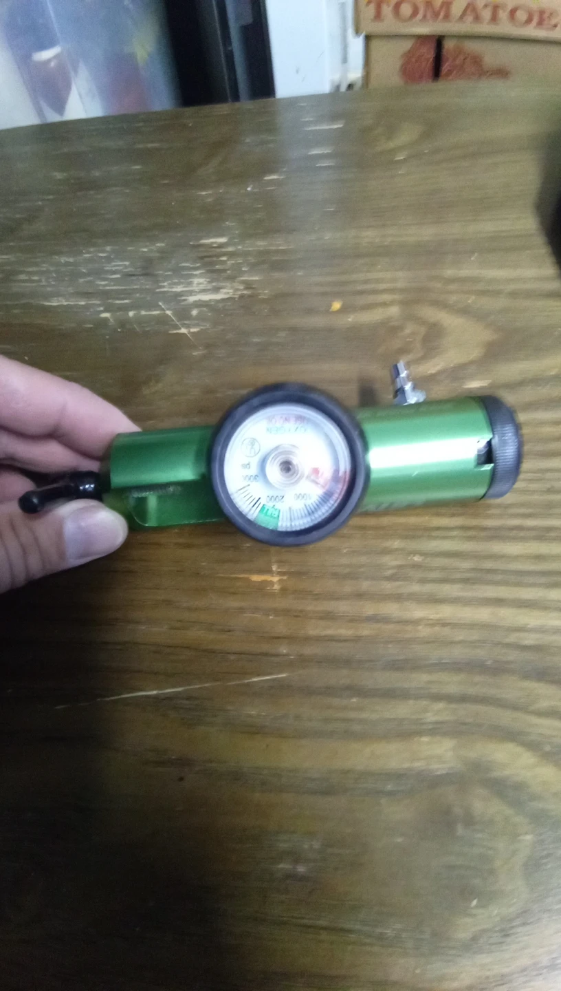 Drive Medical Oxygen Regulator 🥕 - photo 2