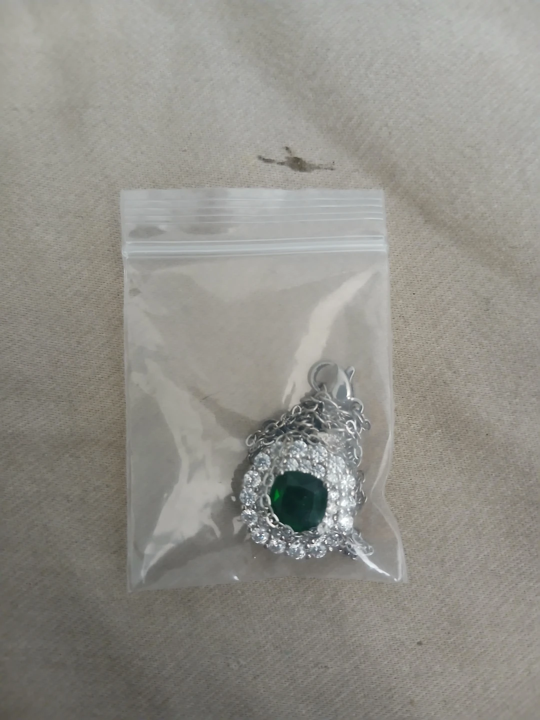 925 Silver And Synthetic Emerald Necklace - photo 3