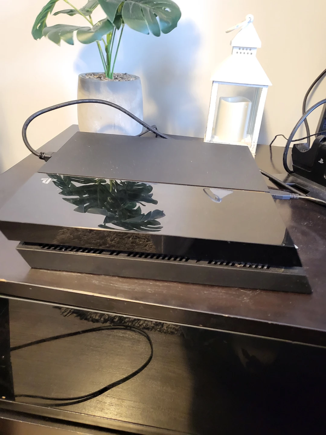Sony PlayStation 4 Console with 2 Controllers - photo 2