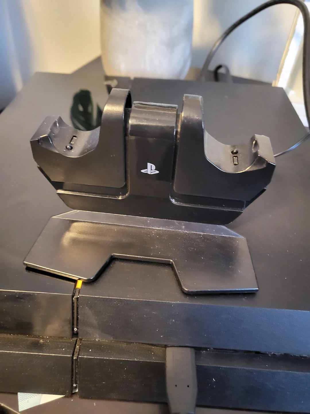 Sony PlayStation 4 Console with 2 Controllers - photo 4