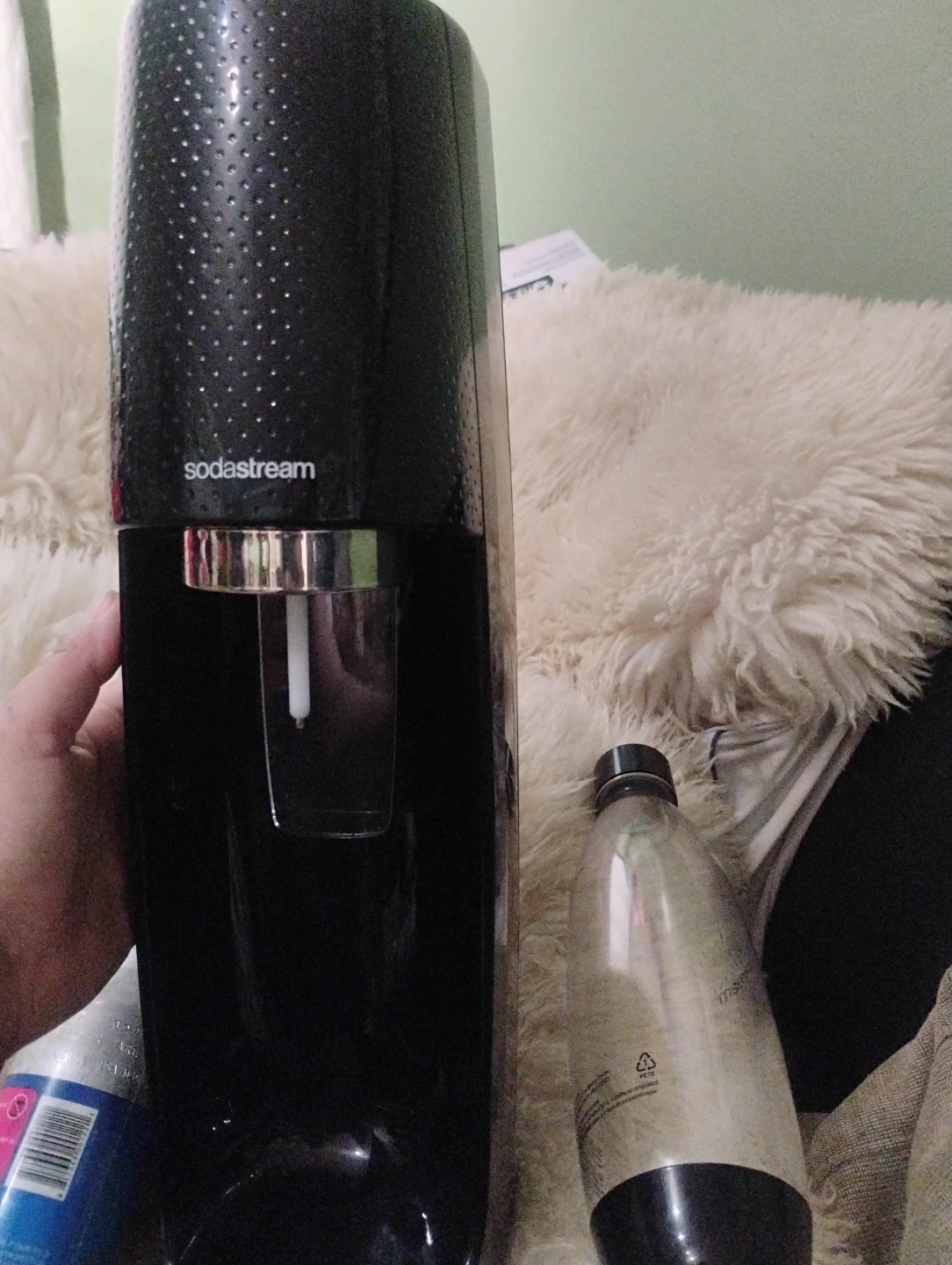 SodaStream Sparkling Water Maker with CO2 Canister and Bottle - photo 2