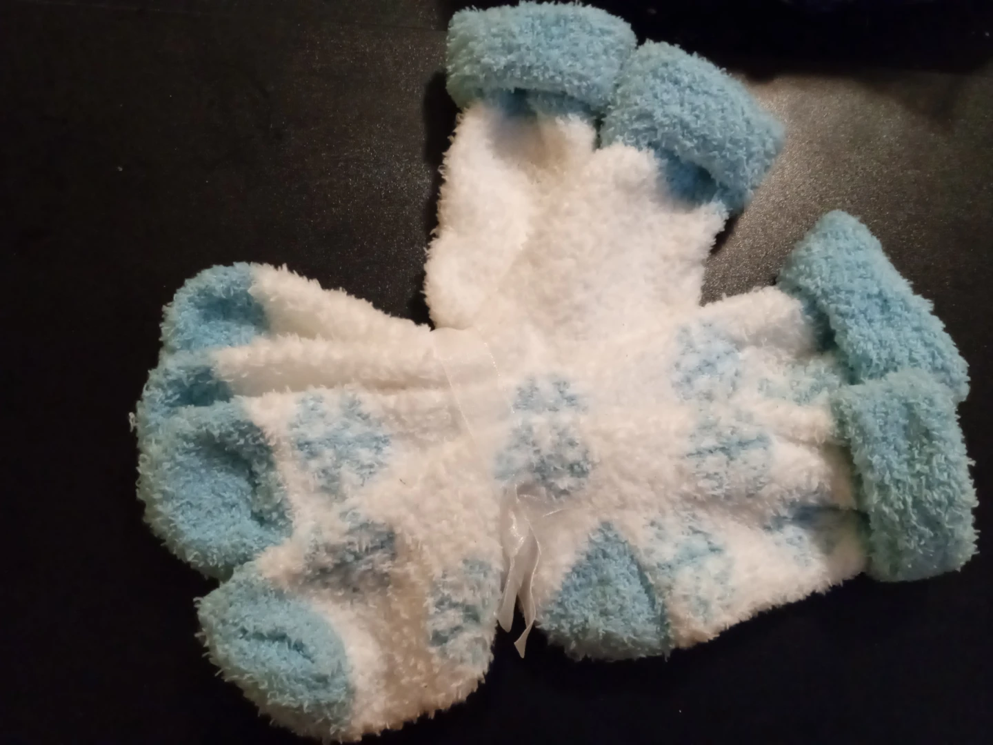 Brand New - 2 pairs - Fluffy Winter Socks - photo 2