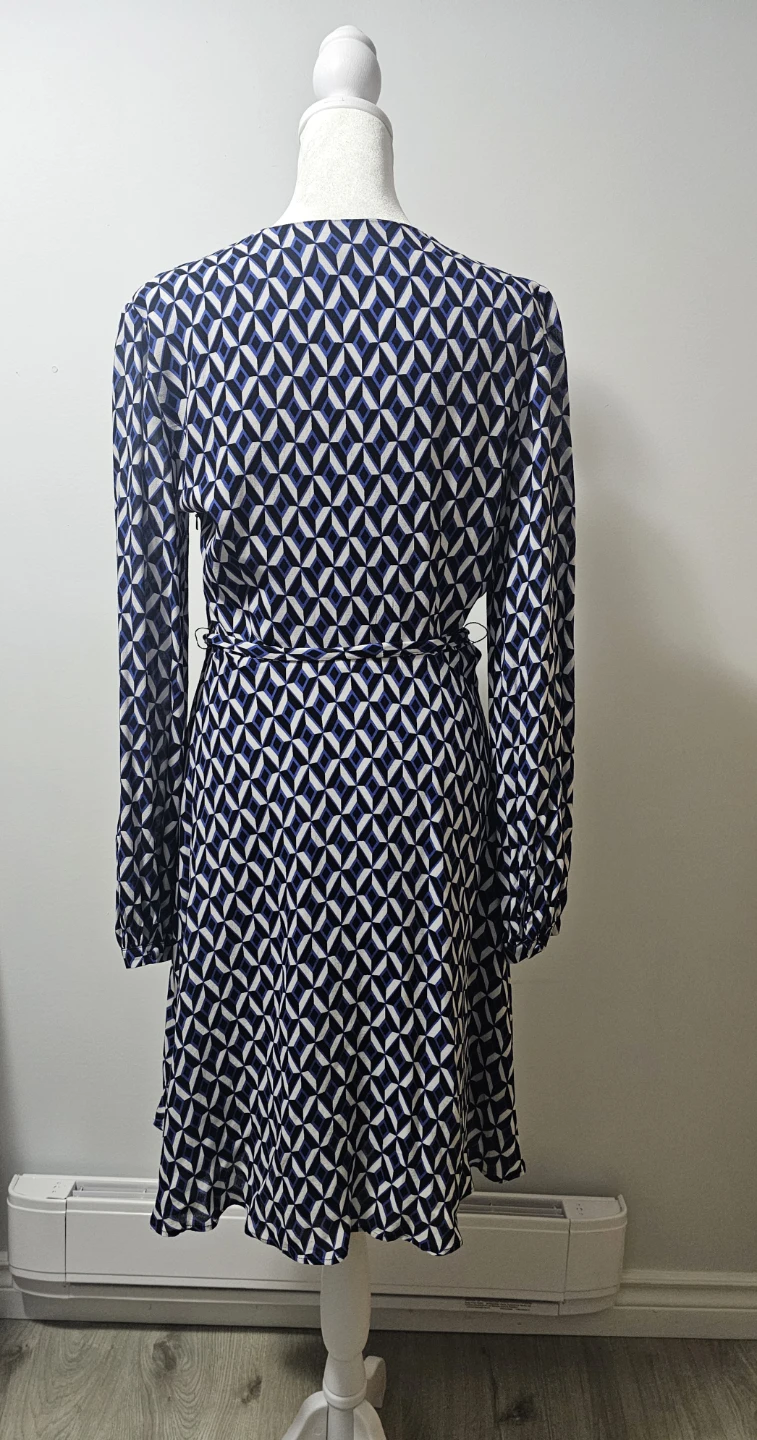 Banana Republic Geometric Print Wrap Dress Size 2 - photo 2