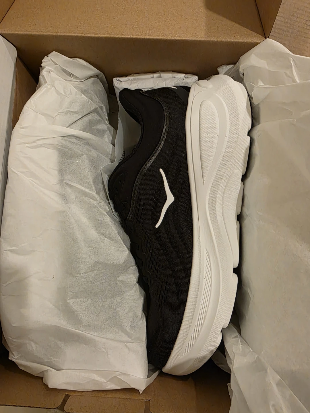 Hoka Bondi 9 women size 9 - photo 3