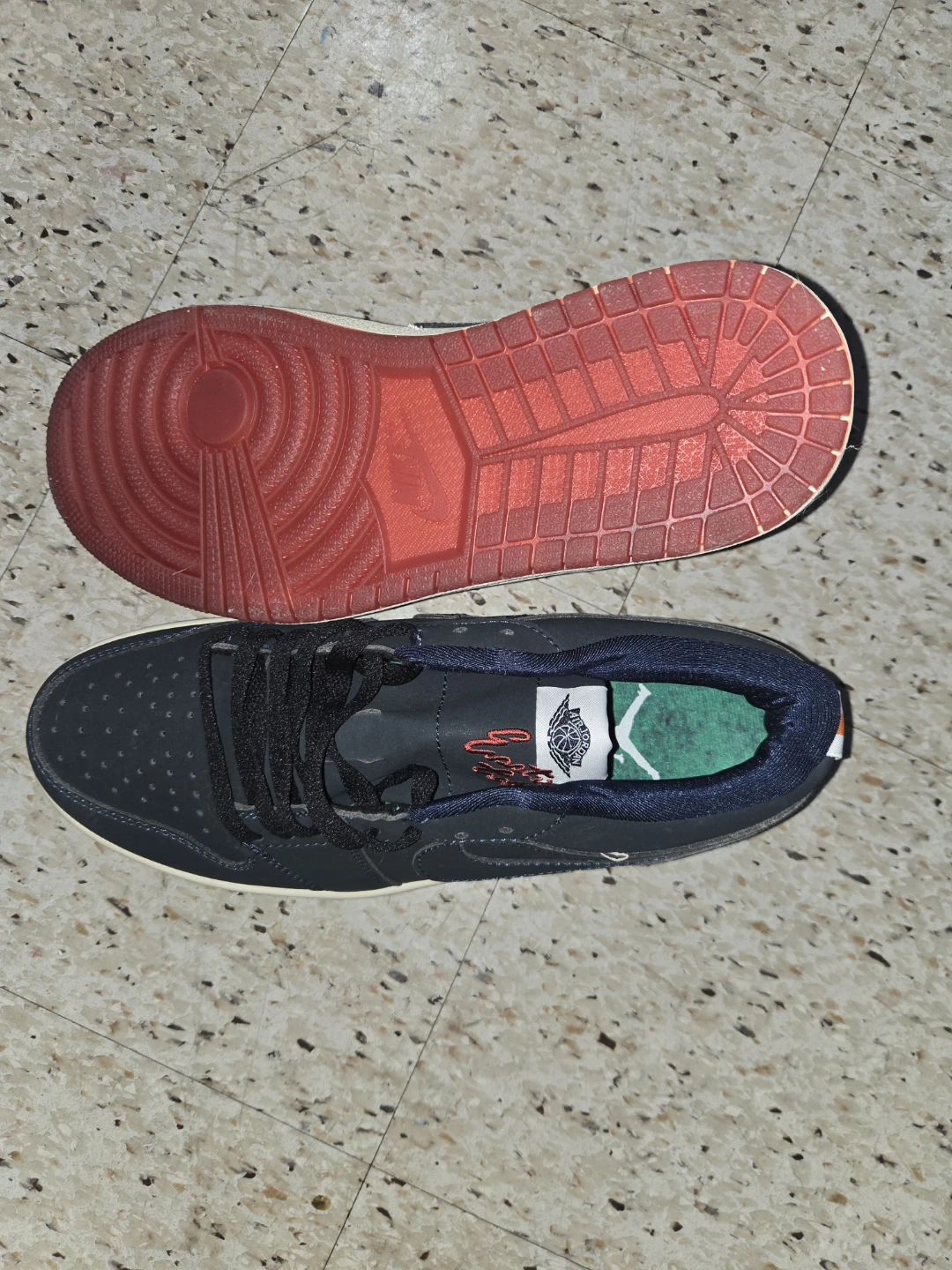 Nike Air Jordan 1 Low SE "Light Smoke Grey" Men's Shoes - photo 2