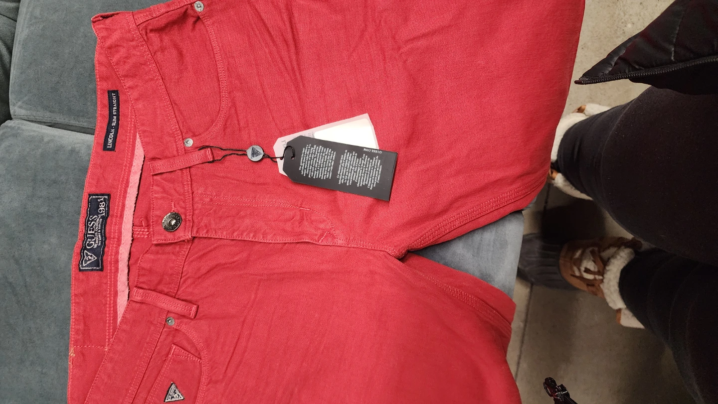 Guess Red Los Angales 1981Jeans - Size 34 - photo 2