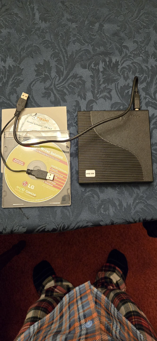 I/O Magic Portable DVD-RW Drive with LG Software