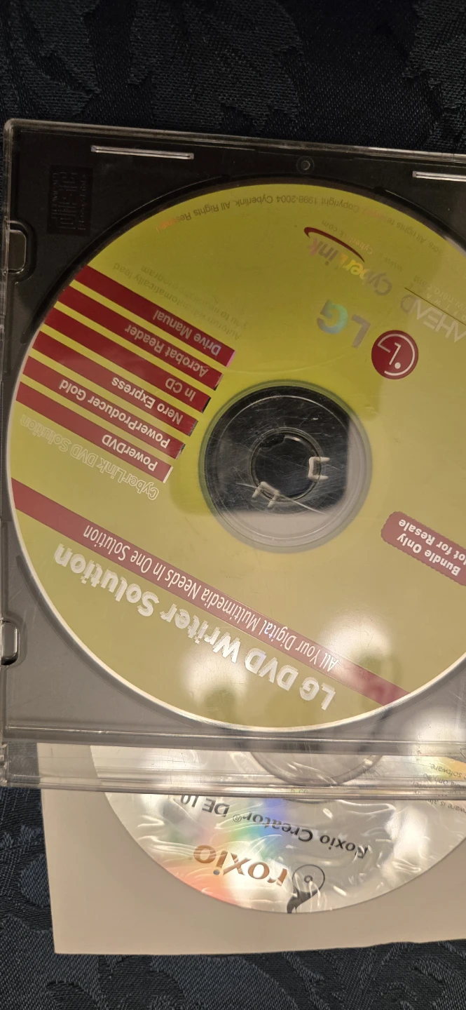 I/O Magic Portable DVD-RW Drive with LG Software - photo 4