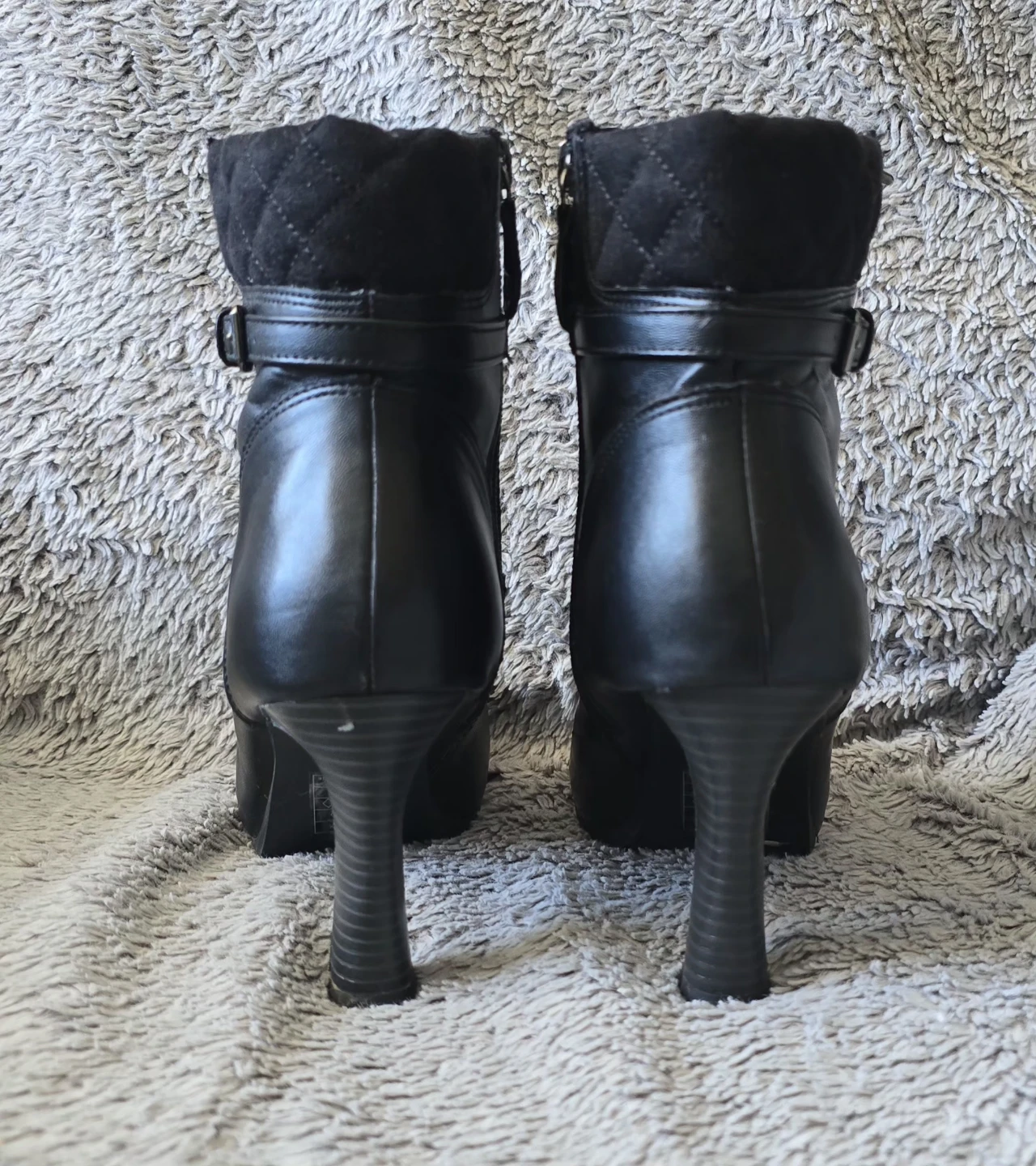 Black Lace-Up Heeled Ankle Boots. Size 7 - photo 4