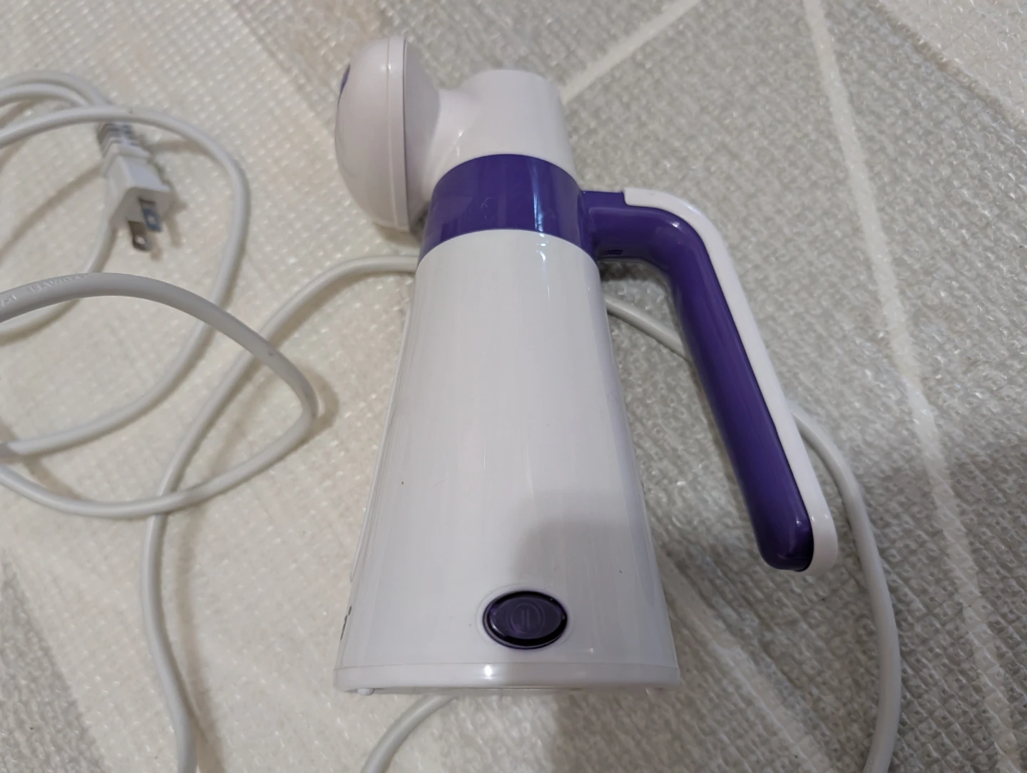 Eureka Handheld Fabric Steamer🏆 - photo 2