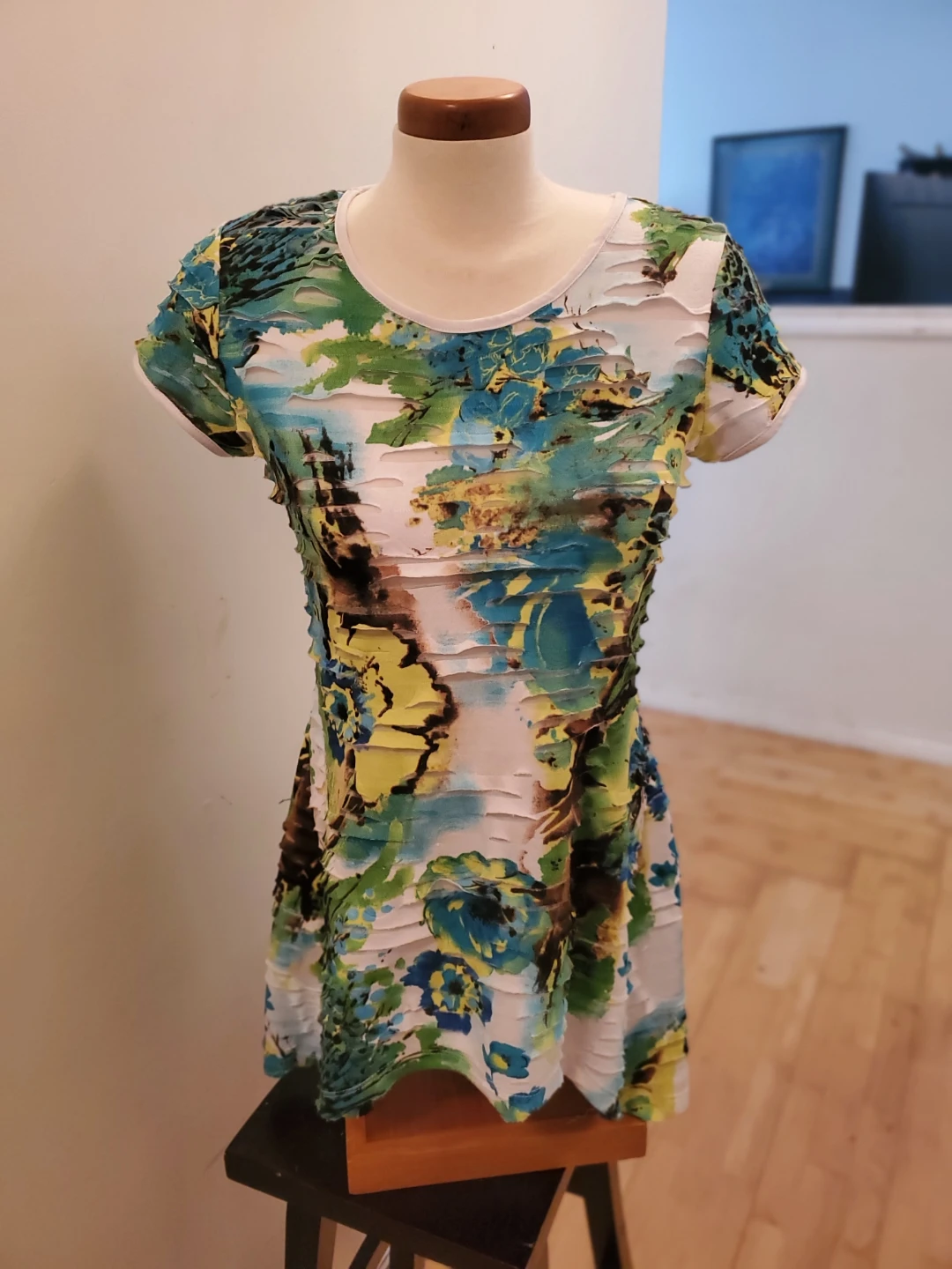 Women's T-Shirt - photo 3