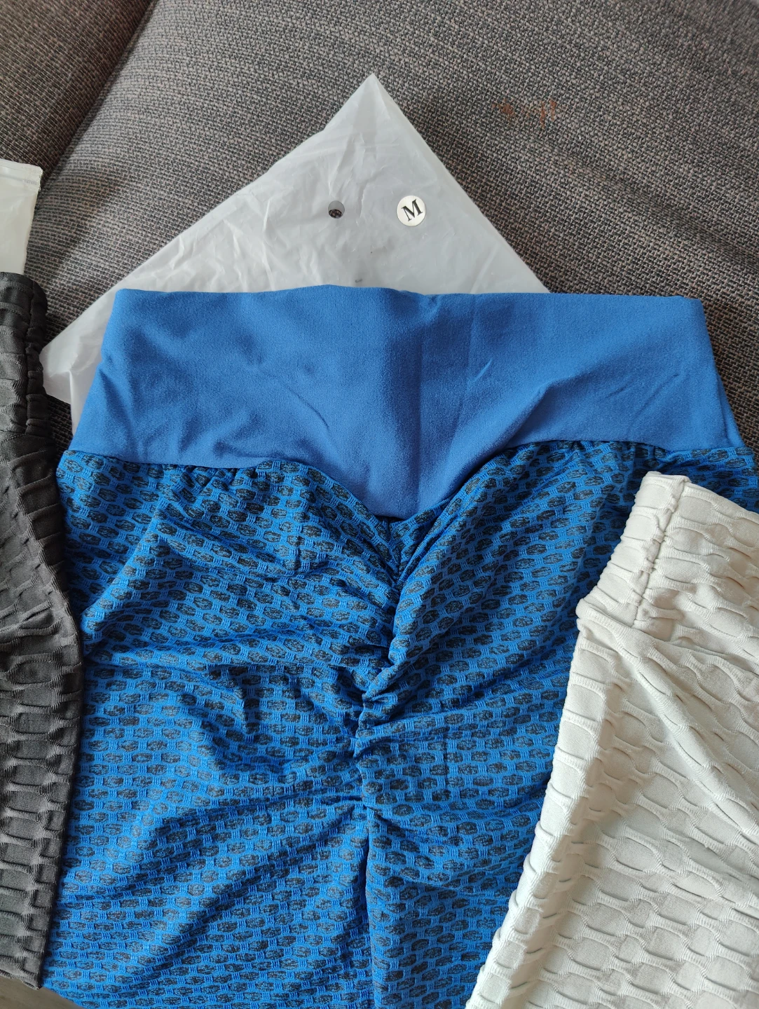 Textured High-Waisted Workout Leggings (Set of 3) - photo 2