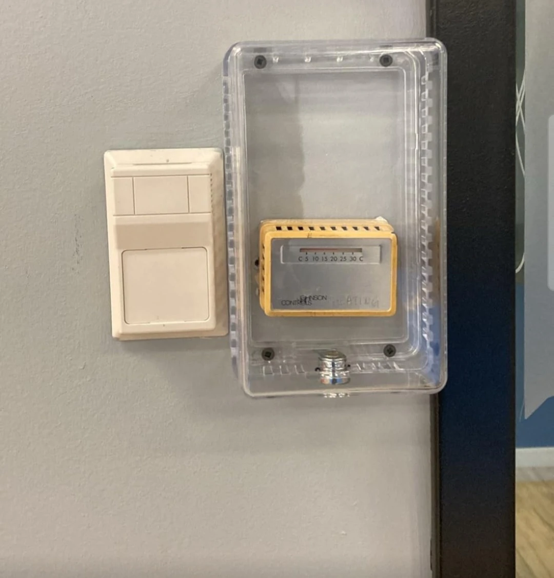 Clear Plastic Thermostat Lock Box with Key and Hardware - photo 5