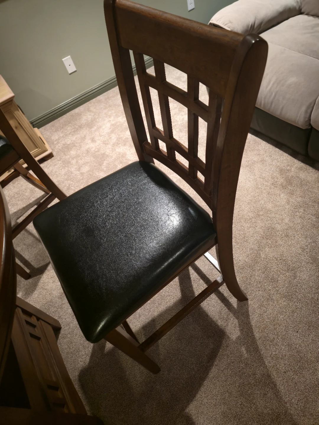 4 chair table set bar height - photo 3