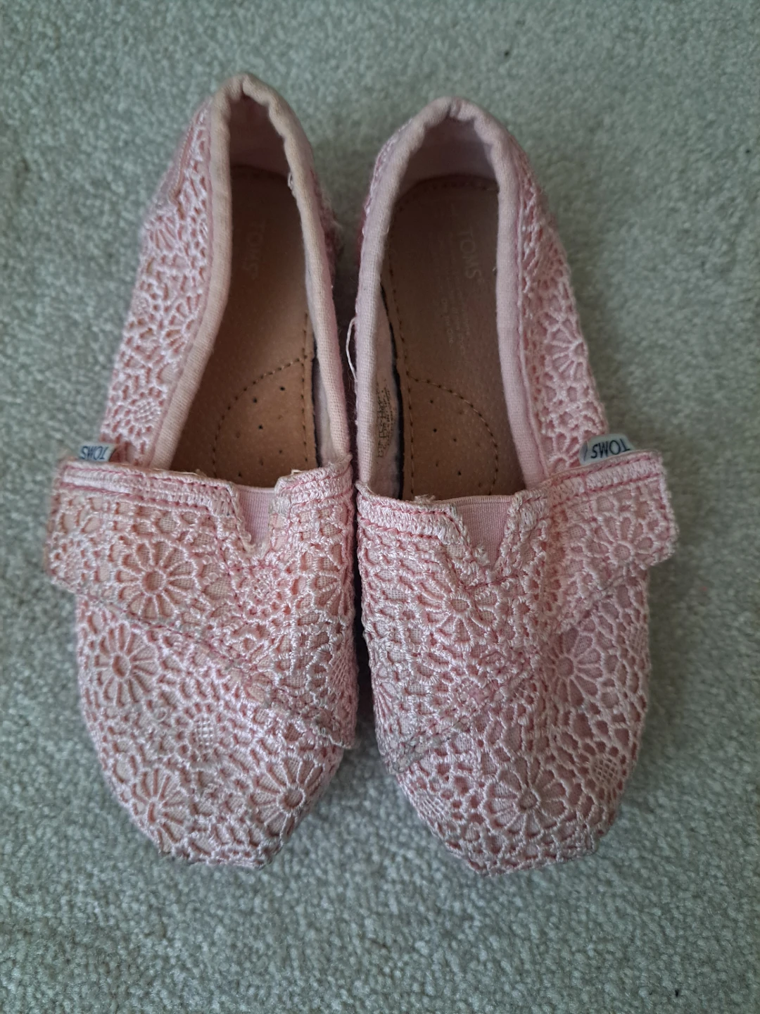 KIDS Pink Lace TOMS Shoes size 11